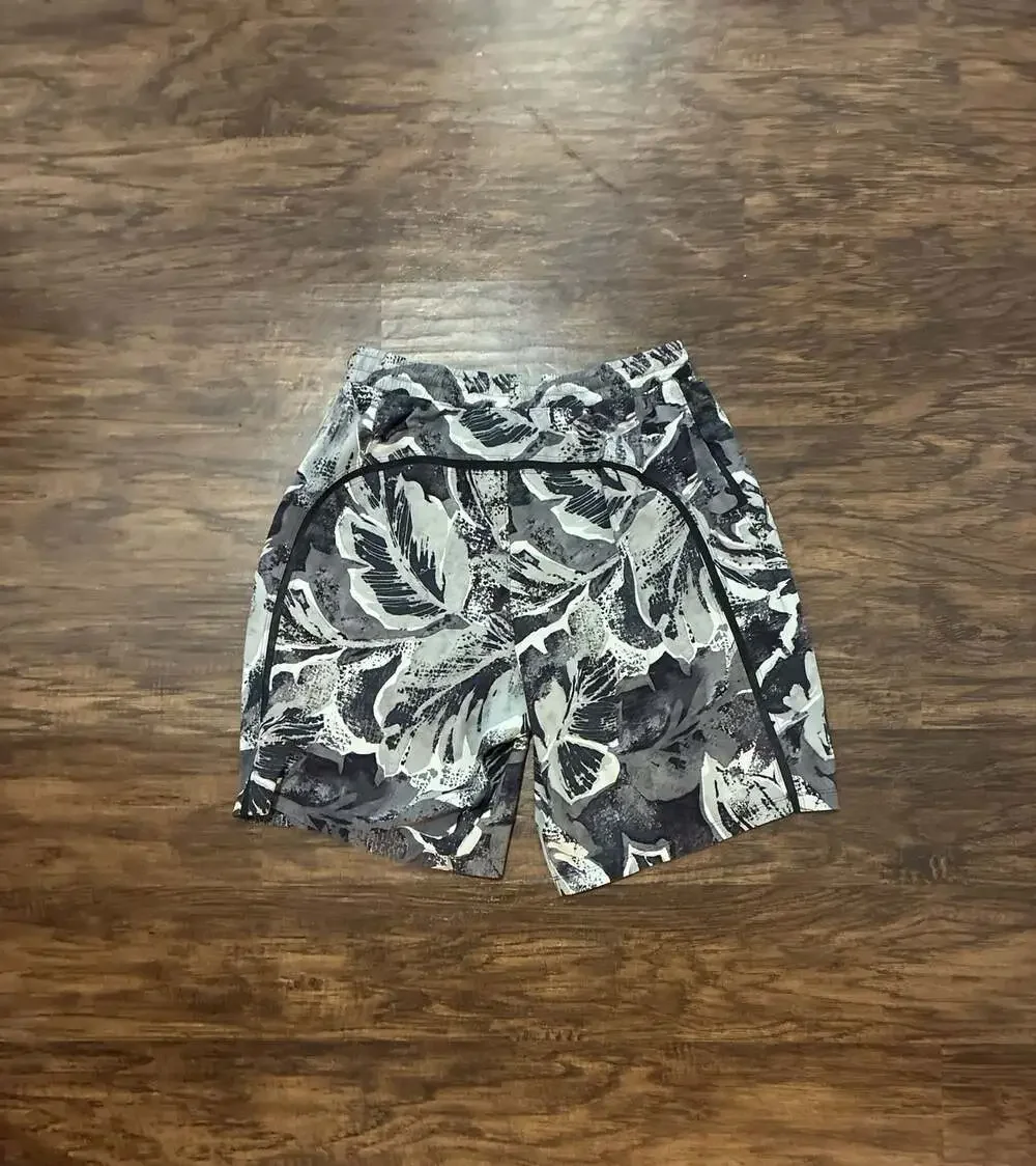 Lululemon Men's Pace Breaker 9